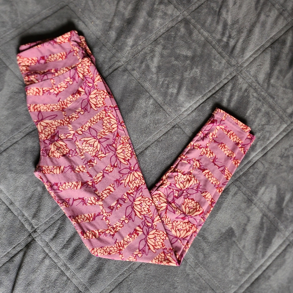 LulaRoe Printed Leggings